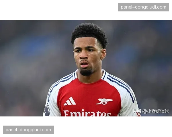 17岁小将上演英超首秀，成为俱乐部历史上最年轻的出场球员